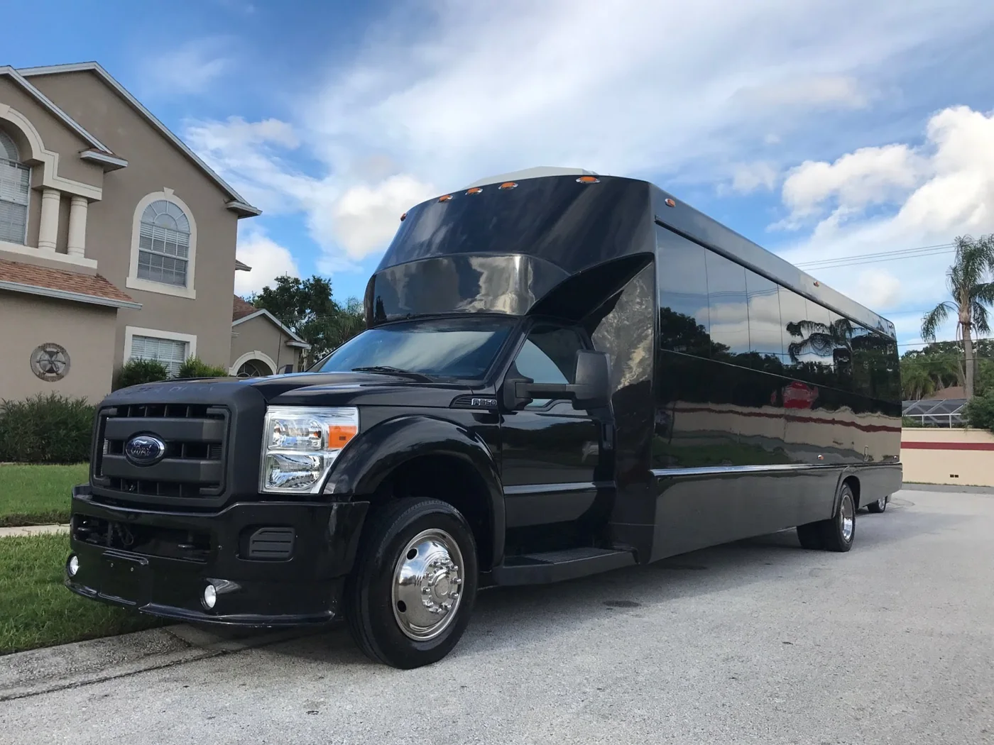 The Presidential Party Bus gallery image 1
