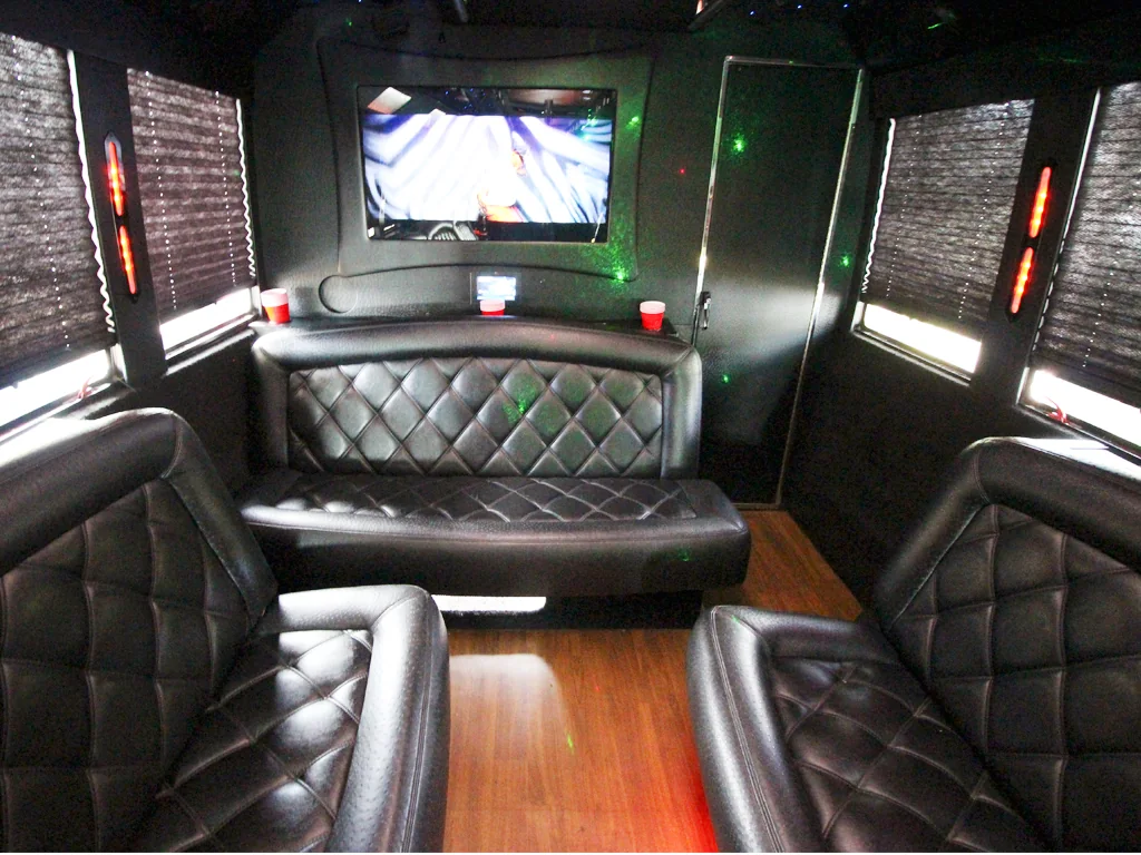 The Presidential Party Bus gallery image 5